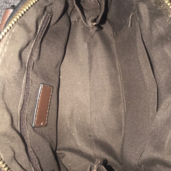 Micheal Kors mini purse - Picture 2 of 3